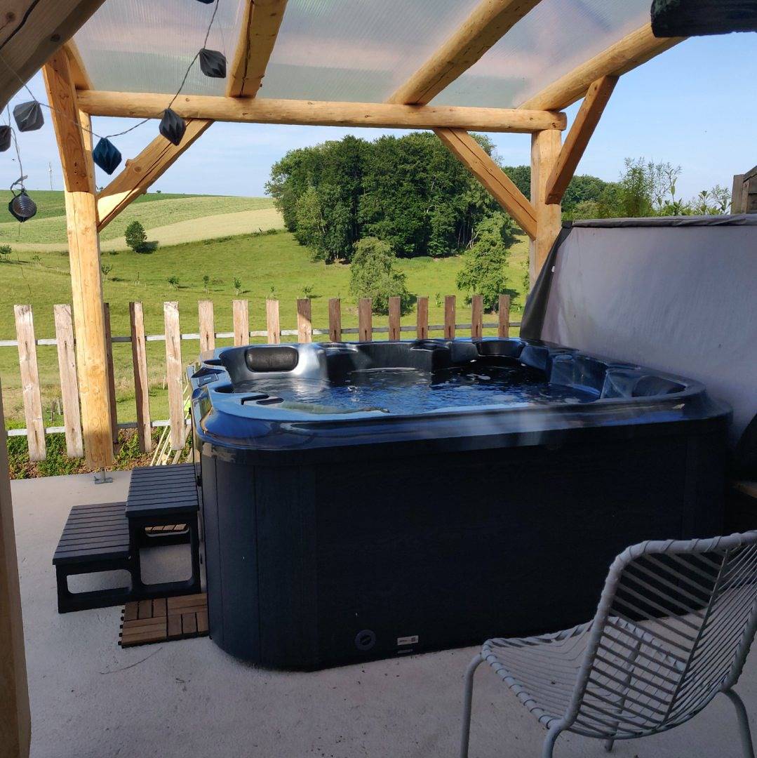 Logis 4* in Uzemain, Région d'Épinal