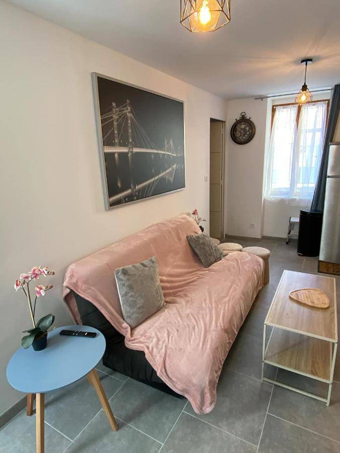 Location de vacances pour 4 personnes, avec jardin à Bocal (récipient) - 3