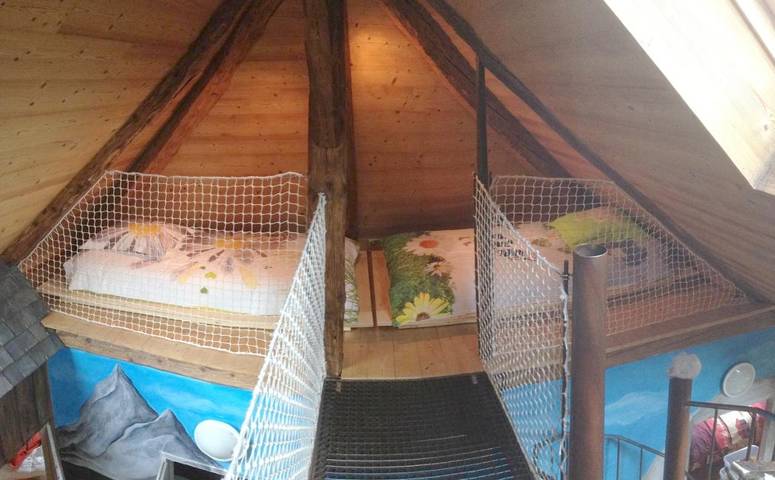Gîte pour 12 personnes, avec jardin ainsi que vue et piscine à Saint-Étienne-de-Cuines - 3