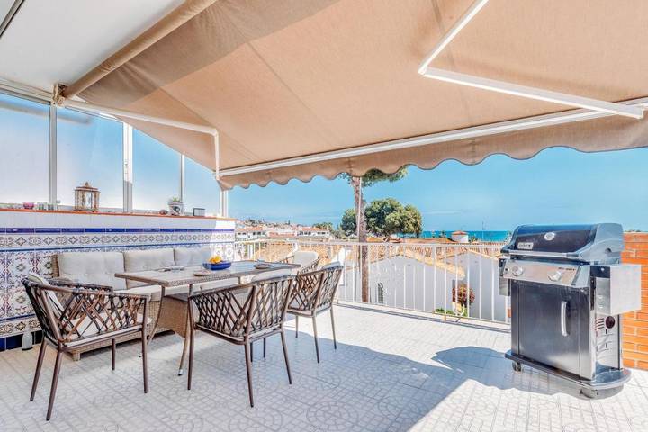 Ferienwohnung für 6 Personen, mit Ausblick und Terrasse in Benajarafe - 2