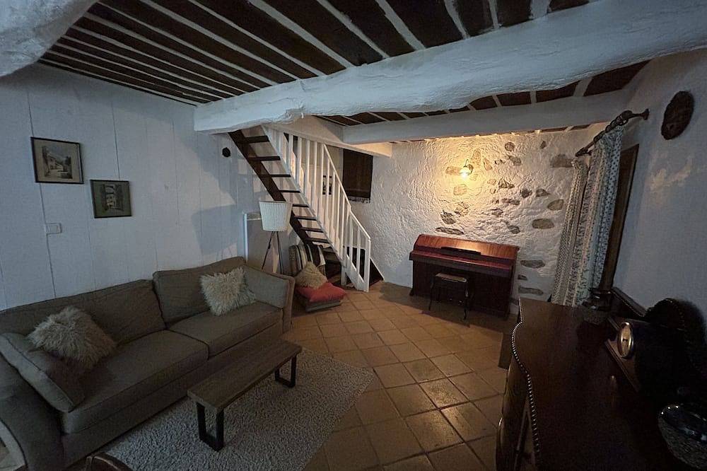 De oude stal in de Provence (Verte) Entrecasteaux, Var. Kust 50ms, luchthaven 60ms in Entrecasteaux, Brignoles region