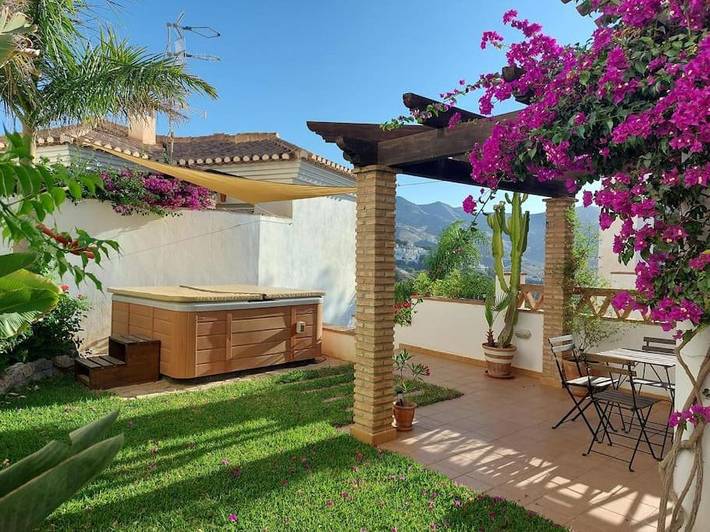 Chalet para 6 personas, con Balcón y Jacuzzi además de Terraza y Jardín en Costa Tropical - 3