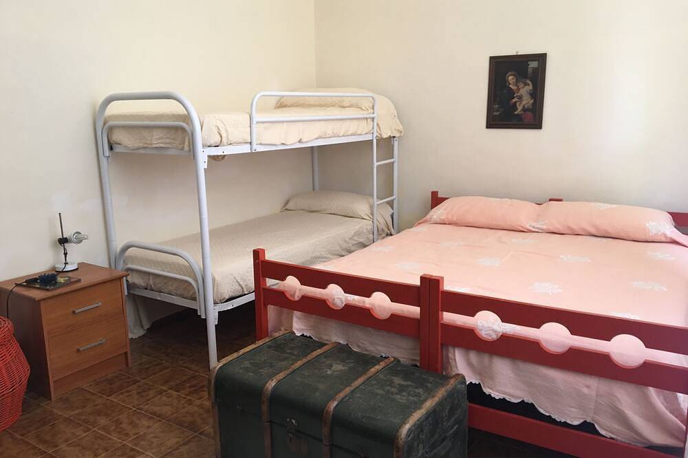 Sus vacaciones en el sol de Sicilia in Custonaci, Provincia de Trapani