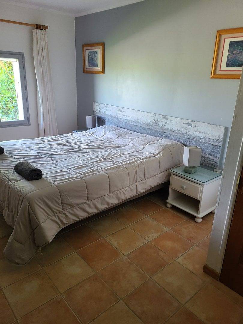 Chambre d'hôtes avec accès piscine - Les Tulipes in Brives-sur-Charente, Région de Saintes