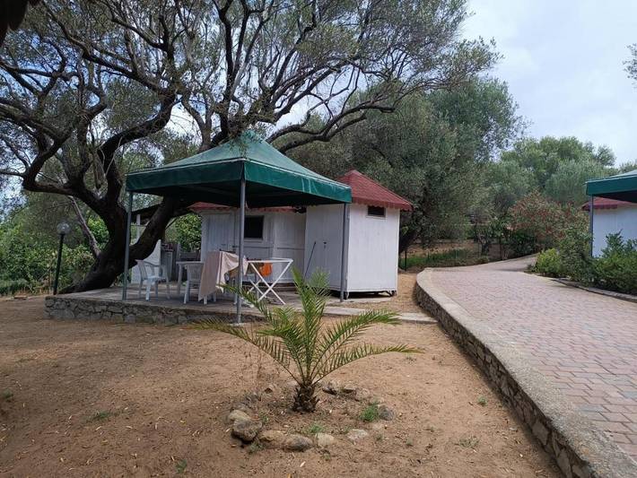 Camping für 4 Personen, mit Terrasse und Ausblick in Cilento - 2
