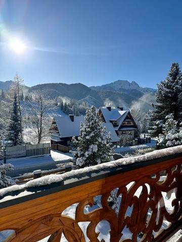 Chalet pour 2 personnes, avec vue ainsi que jardin et sauna à Zakopane