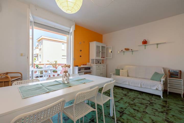 Appartement entier, Appartement 'Smeraldina' avec Terrasse Privée, Wi-Fi et Climatisation in Spiaggia di Maria Pia (Alghero), Alghero