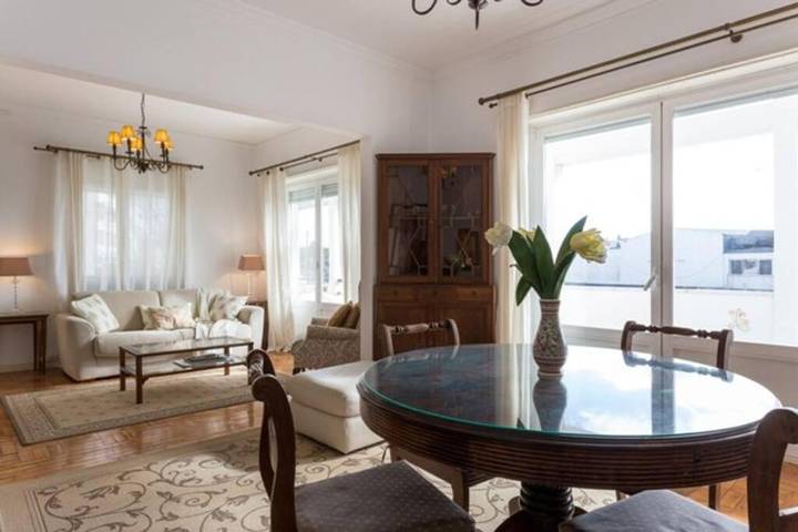 Gîte pour 6 personnes, avec terrasse à Carcavelos - 3