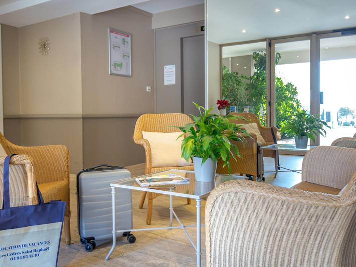 Gîte pour 3 personnes, avec balcon dans Plage Veillat Saint Raphael - 4
