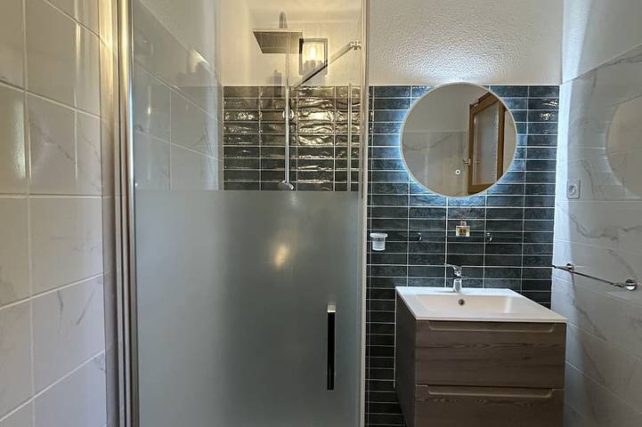 Gîte pour 2 personnes, avec piscine et terrasse ainsi que jardin et jacuzzi à Piana - 3