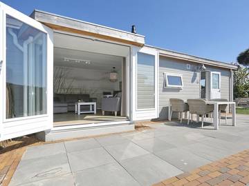 Chalet für 2 Personen, mit Terrasse und Garten in Noordwijk
