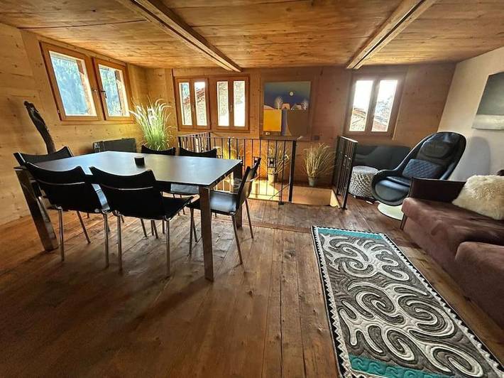 Gîte pour 4 personnes, avec Balcon ainsi que Terrasse et Vue dans Saint Luc
