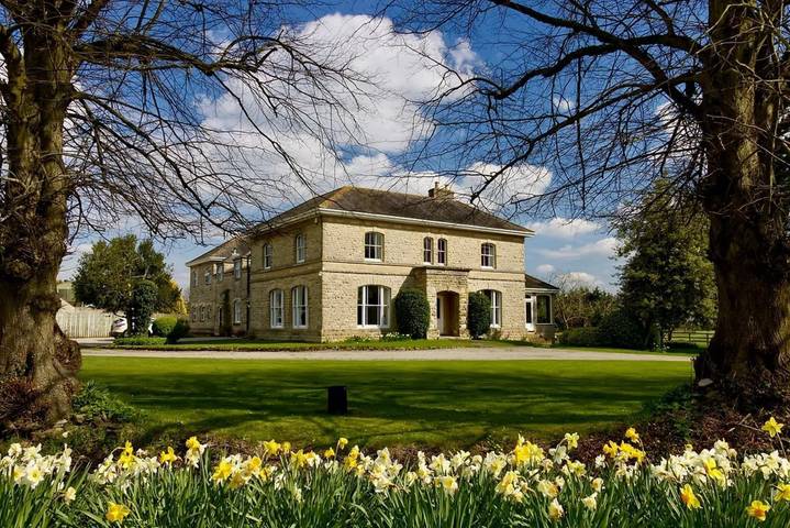 Cottage for 10 people, with Garden in Northamptonshire