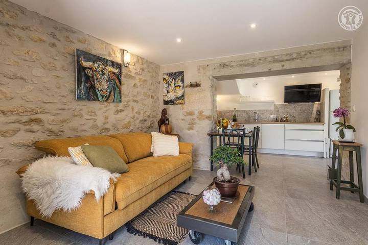 Gîte pour 4 personnes, avec Terrasse dans La Chapelle-Saint-Martin