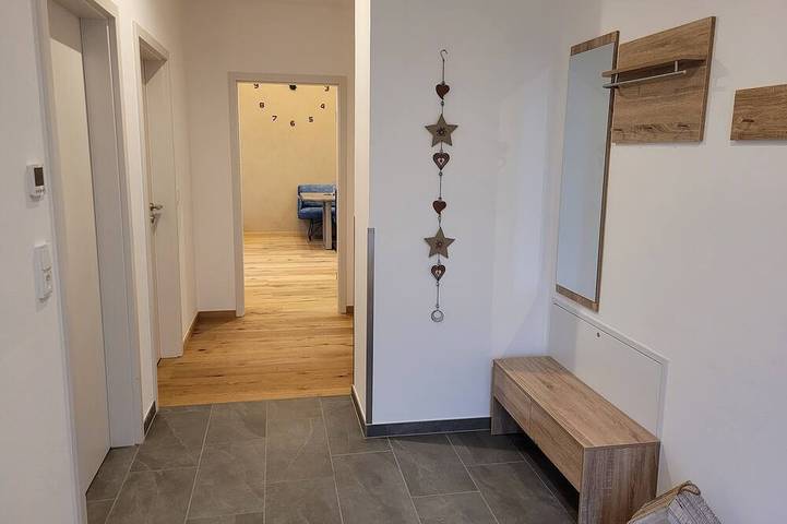 Ferienwohnung für 13 Personen, mit Balkon und Garten sowie Whirlpool und Sauna