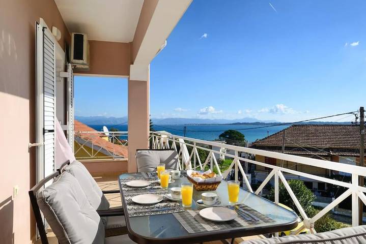 Ferienhaus für 4 Personen, mit Balkon und Ausblick - 1