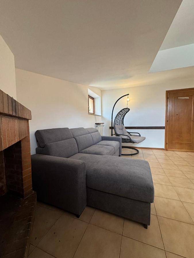 Gîte pour 8 personnes, avec terrasse à Poggio Mirteto - 3