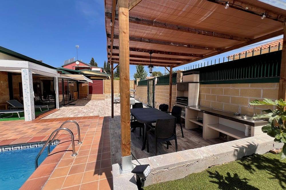 The small house. A special place to rest. Near Madrid and Toledo. in Yuncos, Toledo Province