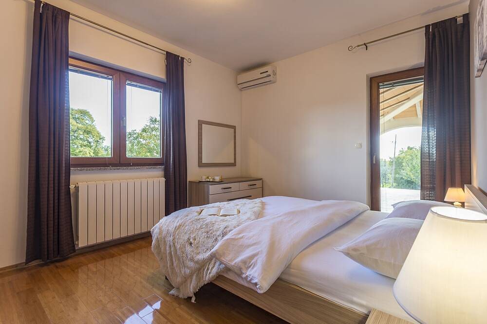 Villa Anavi mit privatem Pool und großem Garten für 8 Personen in Istrien, Kroatien in Barban, Südküste Istrien