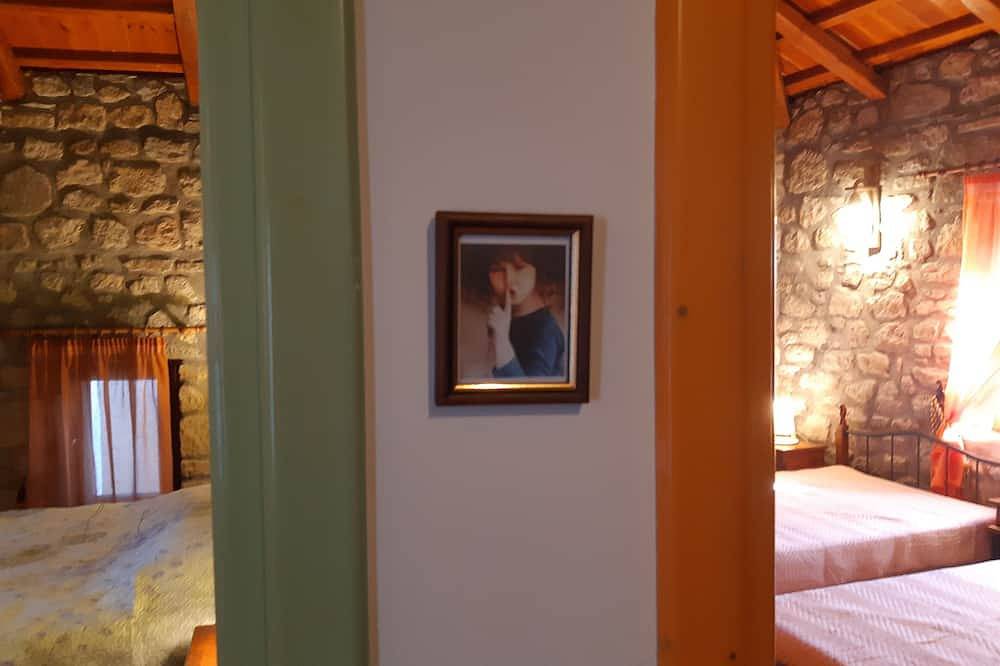 Old house Villa, Moudros, Kaminia, Limnos, Lemnos limnos holidays in Limnos