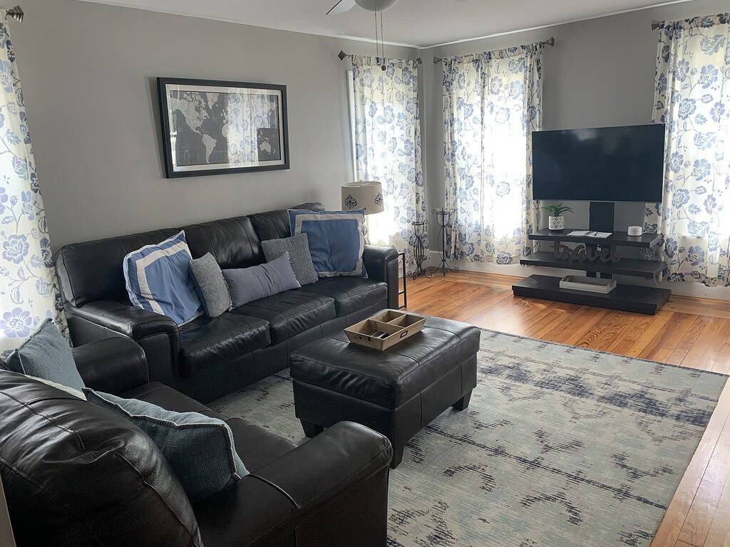 Ganze Wohnung, Your 2nd Home Away From Home l Prime location in Wooster, Ohio