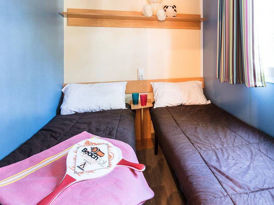 Camping Les Rives du Luberon - Mobilhome 4 personas - Mobil-home | Clásico | 2 Dormitorios | 4 Pers. | Terraza Pequeña in Cheval-Blanc, Parque natural regional del Luberon