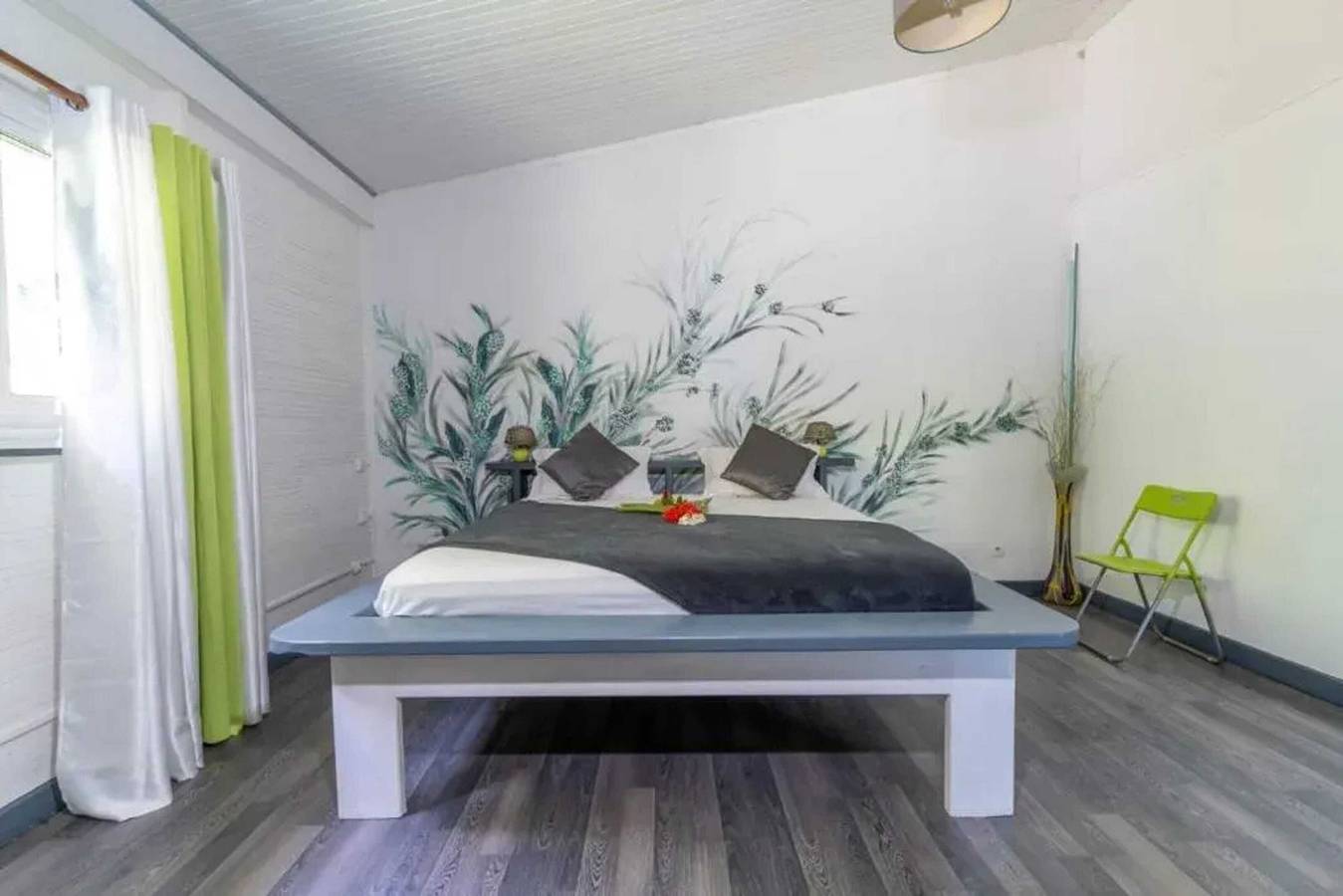 Entire apartment, Bright apartment with balcony in Le François / 100 m² / in Le Lamentin, Martinique