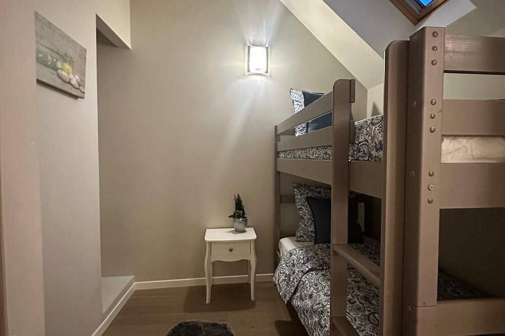 Entire apartment, Duplex 100 m² - 6 people - Dourdan Centre in Dourdan, Essonne