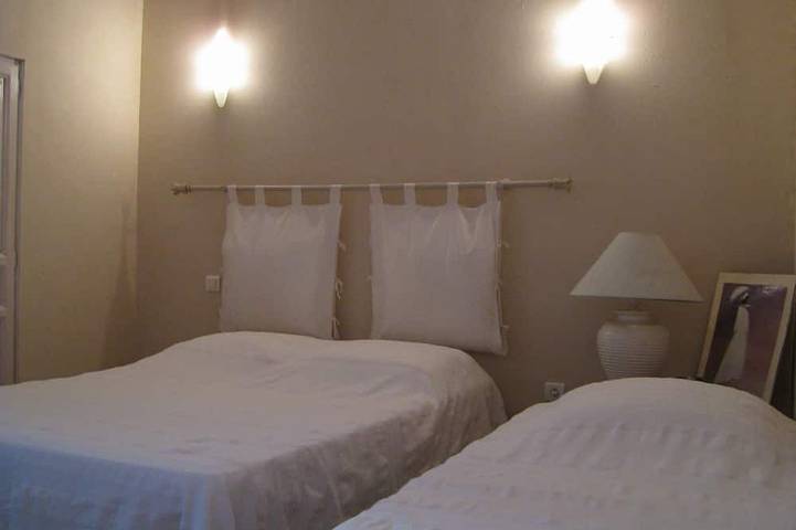 Location de vacances pour 5 personnes, avec jardin et terrasse à Comps - 2