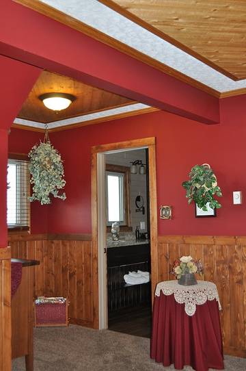 Lodge for 20 Guests in Canadian Rocky Mountains, Castle Mountain, Picture 1