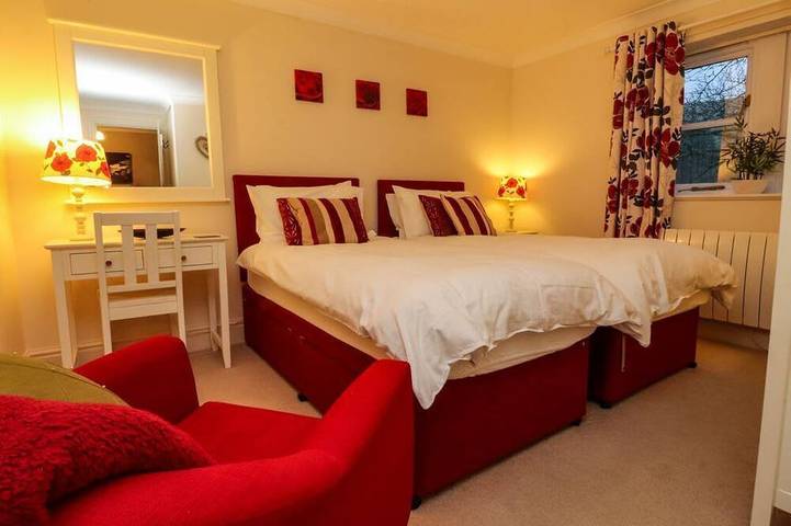Woodside Cottage in Yorkshire. in Malham, Yorkshire Dales National Park