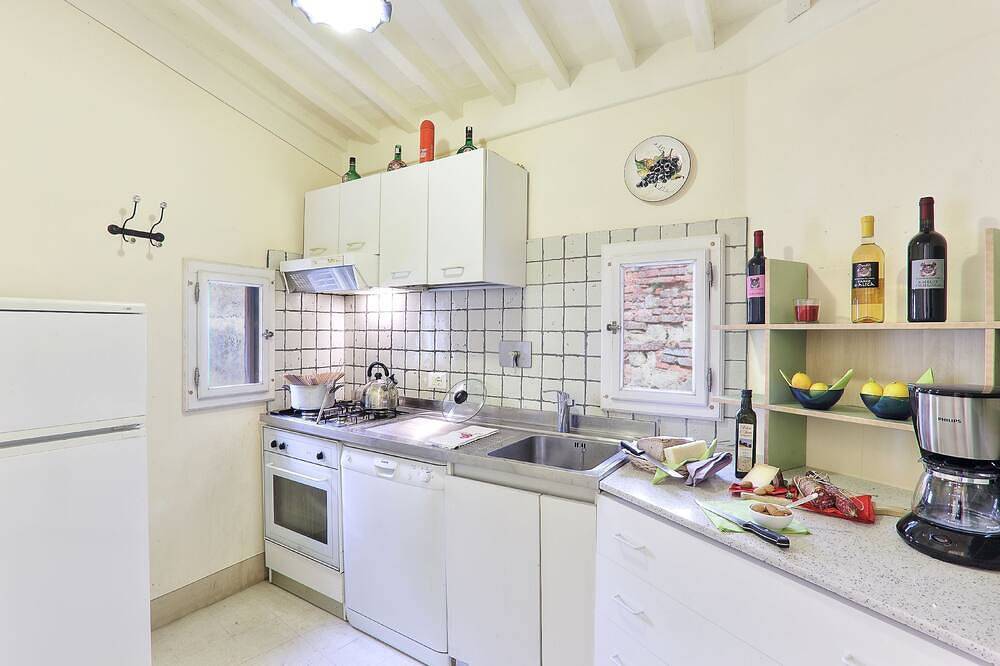 Residenz in einem mittelalterlichen Dorf für Familien trum der Toskana in Palaia, Pisa Provinz