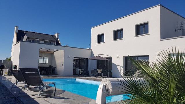 Maison de vacances pour 10 personnes, avec Terrasse ainsi que Jardin et Piscine à Roscoff