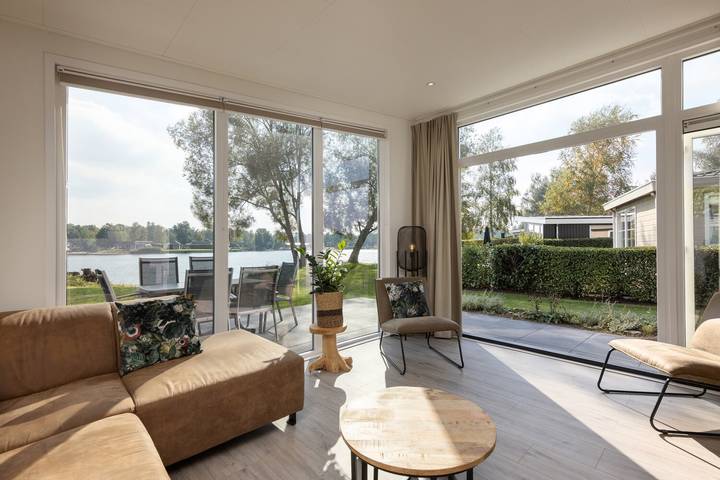 Ferienhaus für 6 Personen, mit Terrasse und Garten sowie Seeblick in Overijssel - 2