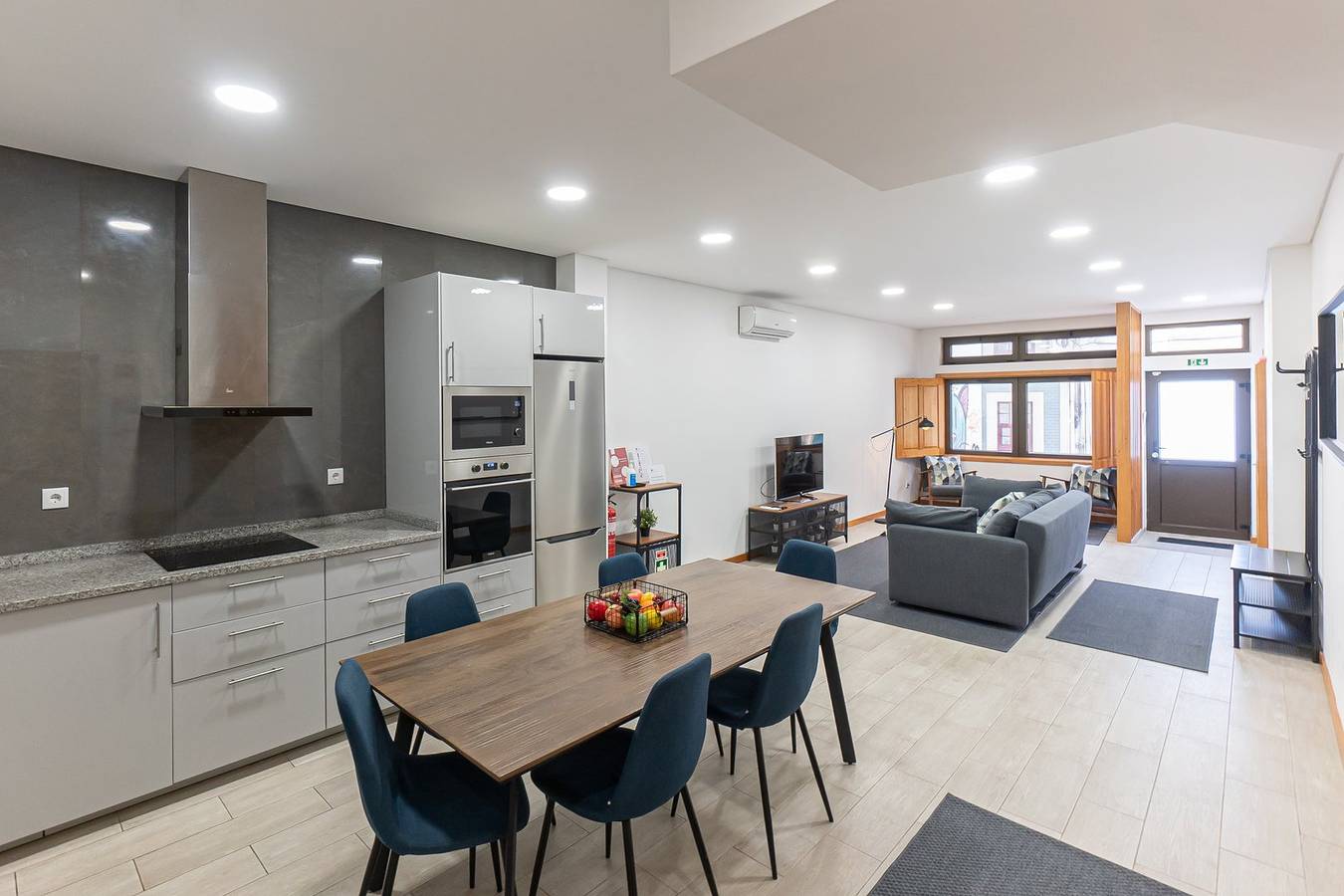 Ganze Wohnung, Guestready - Urban Elegance in the Heart of Porto in Santo Ildefonso, Porto