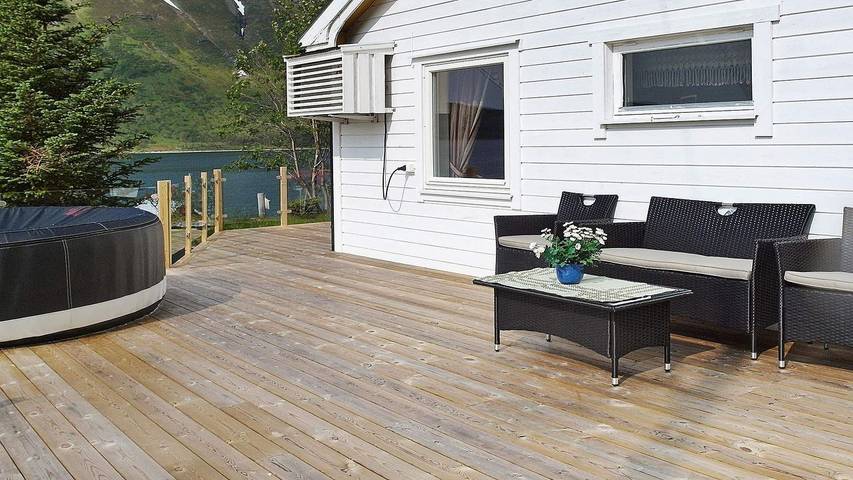 Ferienhaus für 9 Personen, mit Whirlpool und Terrasse in Skjervøy - 4