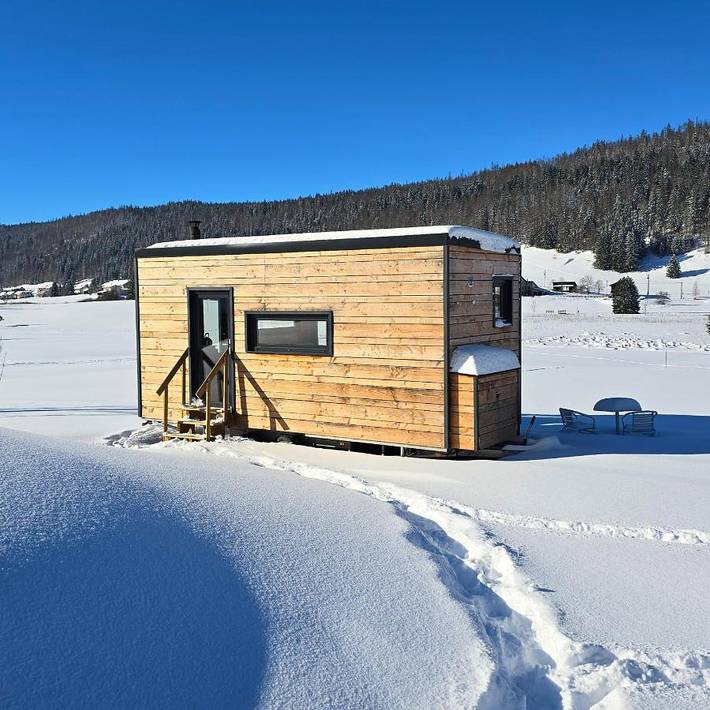 Gîte pour 2 personnes, avec jardin et vue à Bois-d'Amont