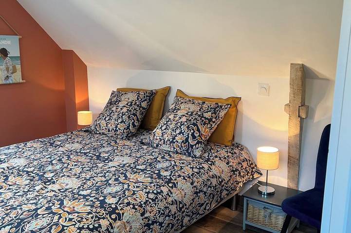 Location de vacances pour 2 personnes, avec terrasse et jardin à Reviers - 2