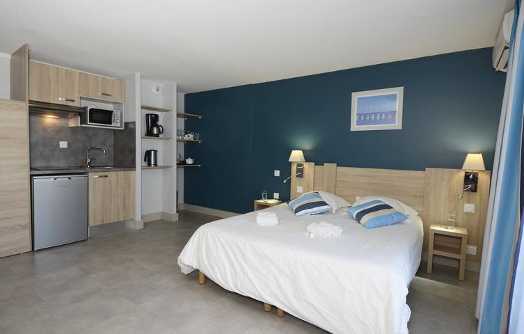 Gîte pour 2 personnes, avec piscine, animaux acceptés dans Thermes des Hespérides - 2