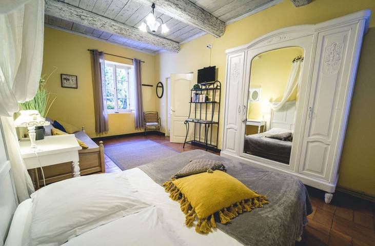 Chambre d’hôte pour 4 personnes, avec jardin et terrasse dans l' Hérault - 2