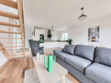 Gîte pour 8 personnes, avec jardin à Le Tour-du-Parc