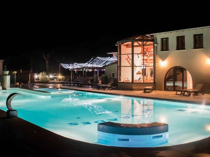 Camping pour 6 personnes, avec terrasse et piscine dans les Gorges du Tarn - 3