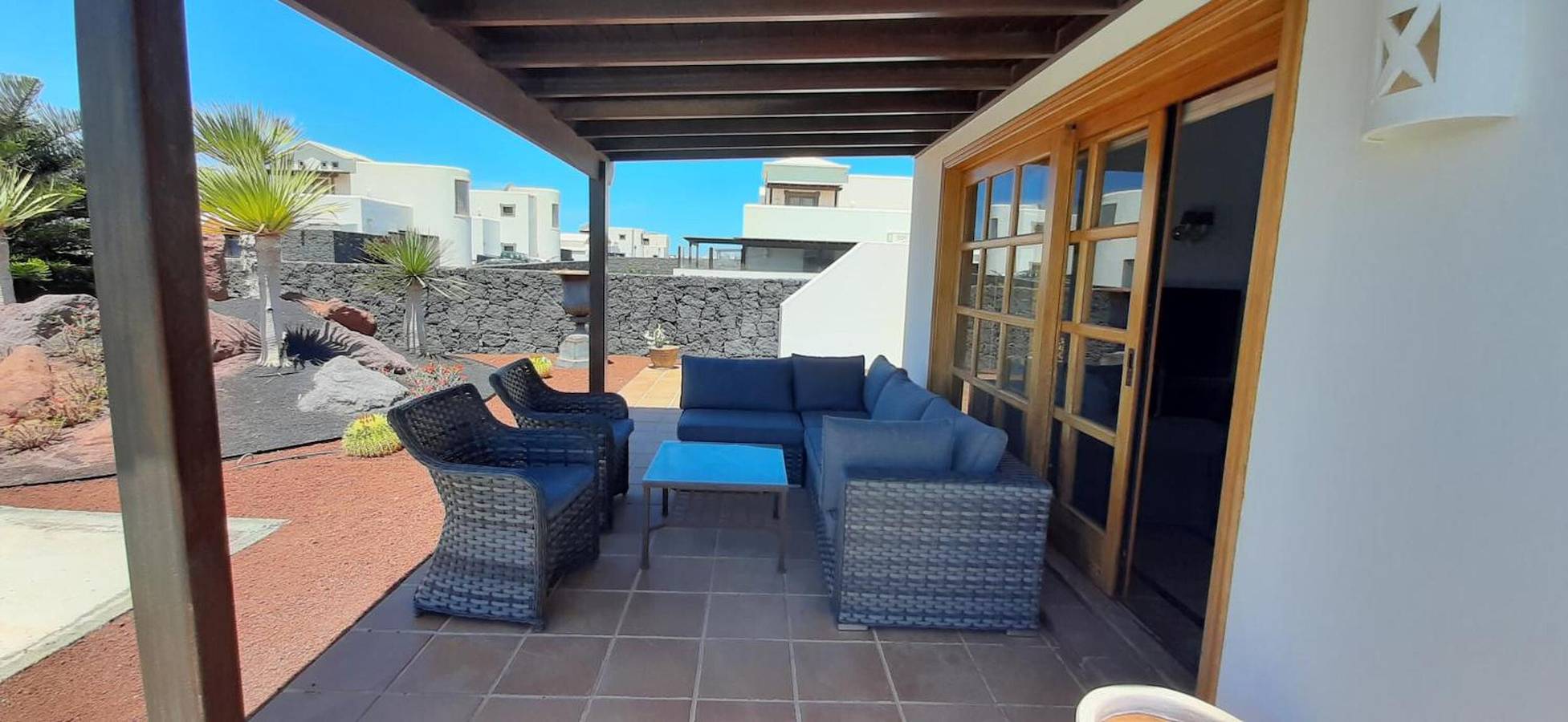 Villa de vacances 'Adais' avec piscine privée, Wi-Fi et climatisation in Montaña Roja, Yaiza