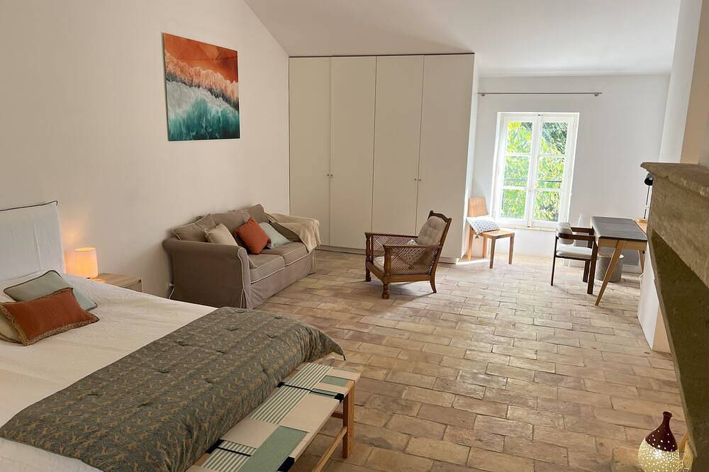 Superb 18th century farmhouse ideally located between Saint Remy and Avignon in Boulbon, Arles und Umgebung