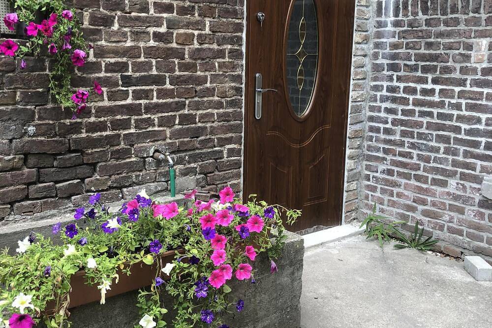 Ganze Wohnung, Tiny-Ferienzimmer am Reiterhof Marschenhof in Xanten, Niederrhein