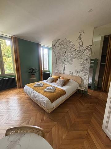 Maison d’hôte pour 4 personnes, avec terrasse ainsi que jardin et piscine à La Flèche