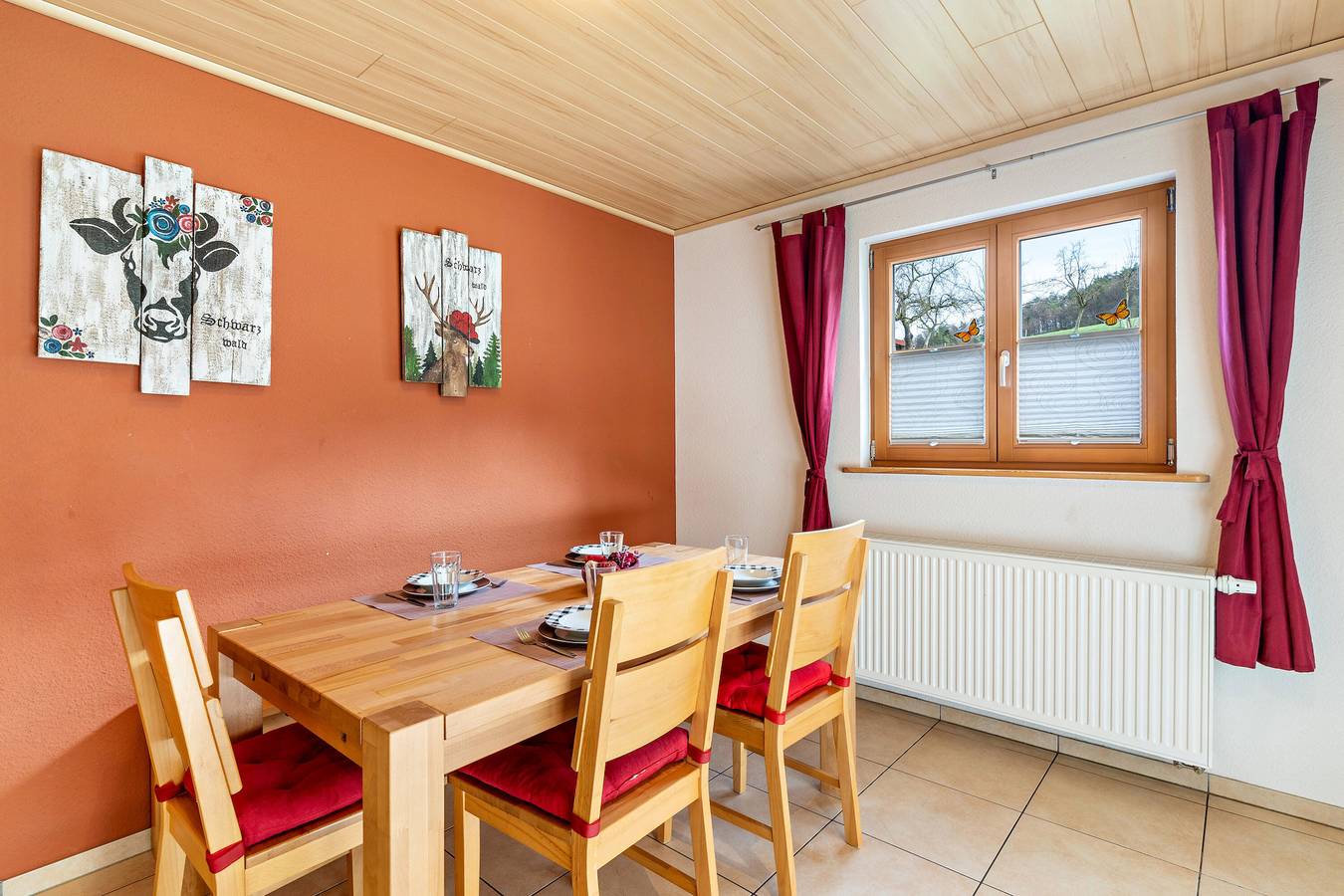 Ganze Wohnung, Ferienwohnung 'Maisonette-Ferienwohnung 2, 70qm' mit Privatterrasse, Gemeinschaftsgarten und Wlan in Schuttertal, Mittlerer Schwarzwald