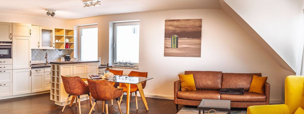 Ganze Wohnung, Strandnahe Ferienwohnung: Balkon & Terrasse, ideal für 2-4 Personen mit Hund in Juist