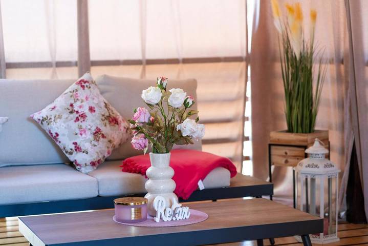 Camping voor 8 personen, met uitzicht en tuin in Biograd na Moru