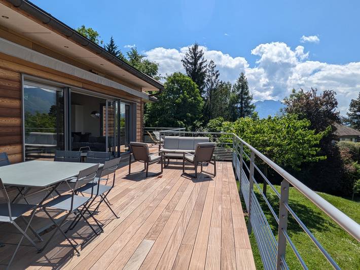 Villa pour 8 personnes, avec vue sur le lac ainsi que balcon et jardin sur le Lac d'Annecy - 3